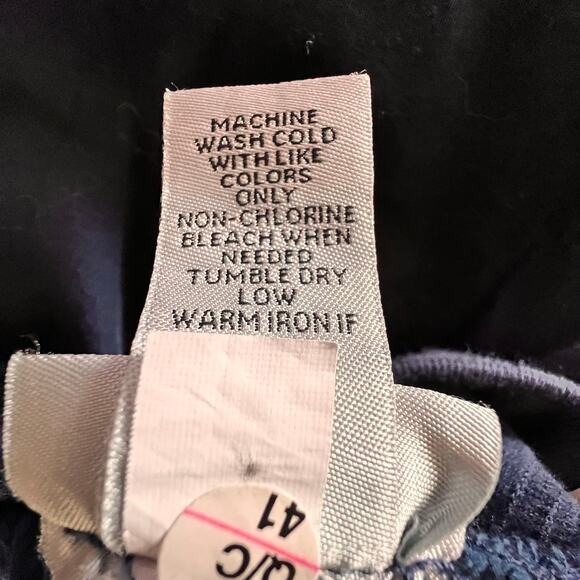 Catherines Navy Pull On Stretch Capri Pants 2X Elastic Waist Cropped New - Picture 11 of 12